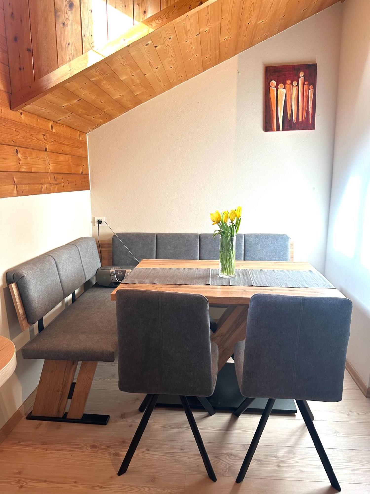 Appartment Lukasser Ainet Buitenkant foto