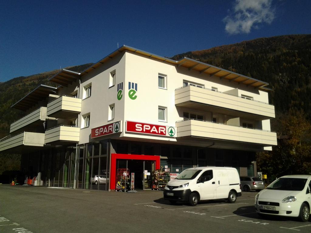 Appartment Lukasser Ainet Buitenkant foto
