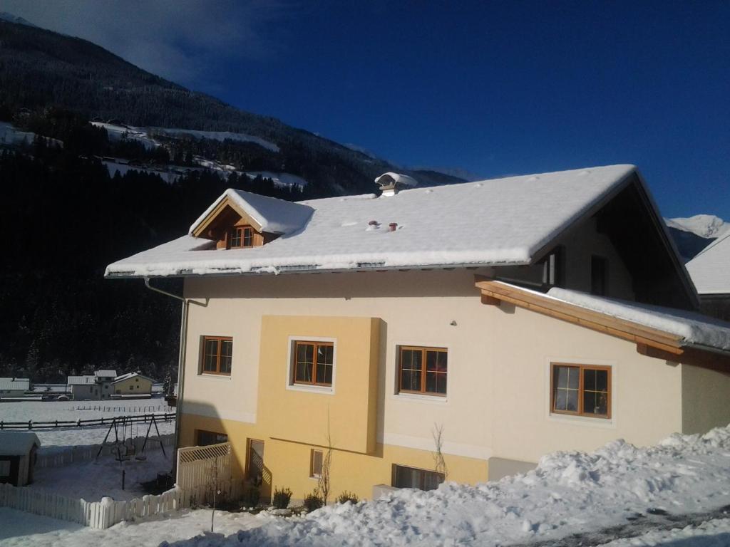 Appartment Lukasser Ainet Buitenkant foto